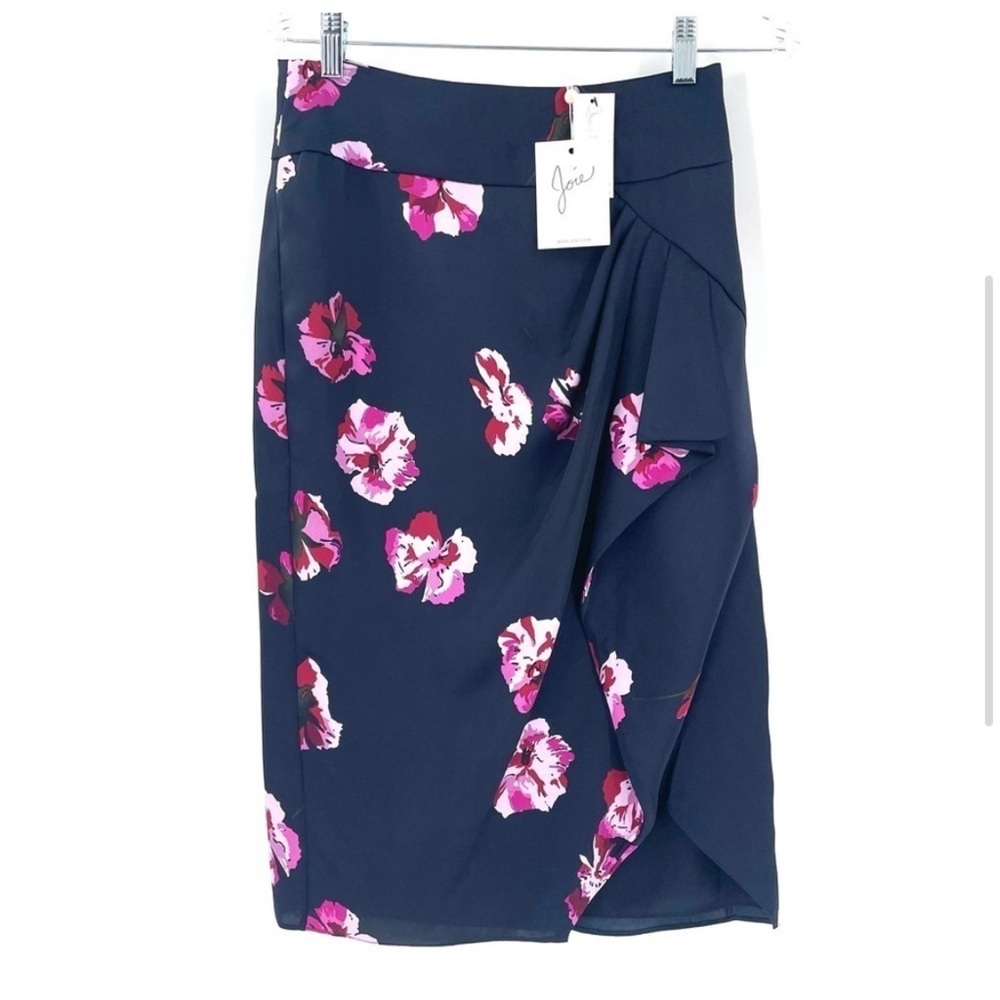 NWT Joie "Alphina" floral-print skirt.